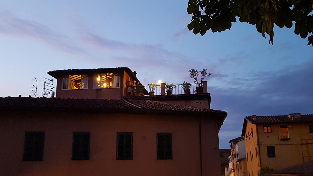 La Terrazza Fra Le Torri Lejlighed Lucca Eksteriør billede